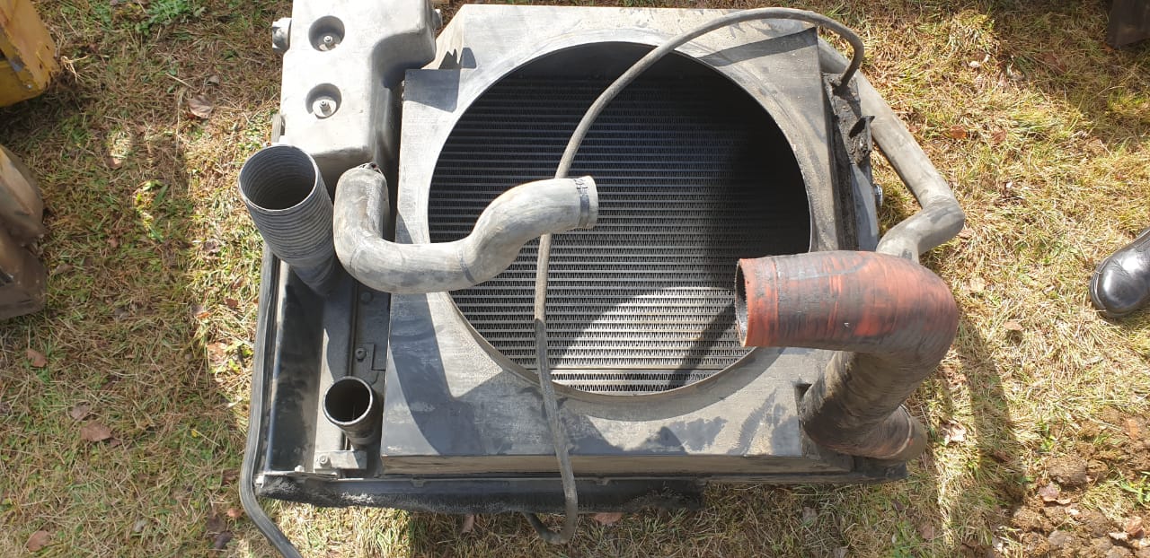 73-71-13a Radiator Intercooler 73cm x 71cm x 13cm - Image 1