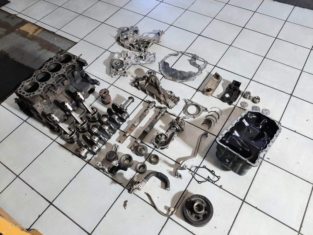o1-4 Mazda BT50 Engine - Image 1